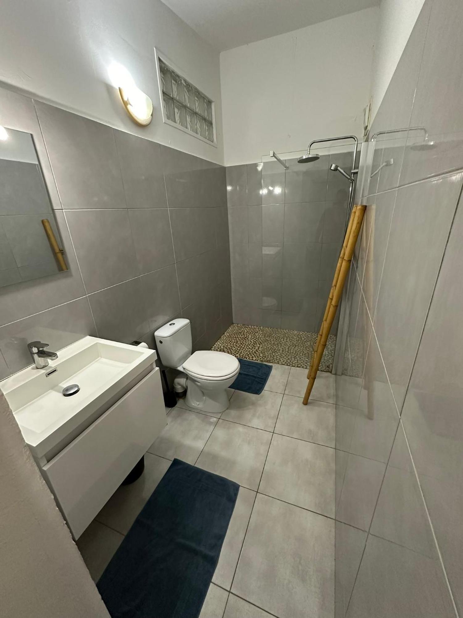 T2 A Convenance Apartment Baie-Mahault Exterior photo